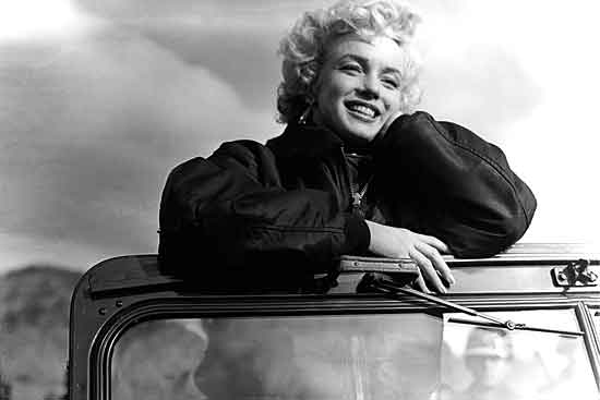 JG Studios JGS311 - JGS311 - My Favorite - 18x12 Photography, Black & White, Marilyn Monroe from Penny Lane