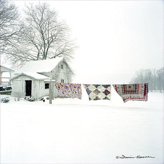 Irvin Hoover HOO100 - HOO100 - Quilts in Snow - 12x12 Quilts, Clothesline, Farm, Barn, Winter, Snow, Country from Penny Lane